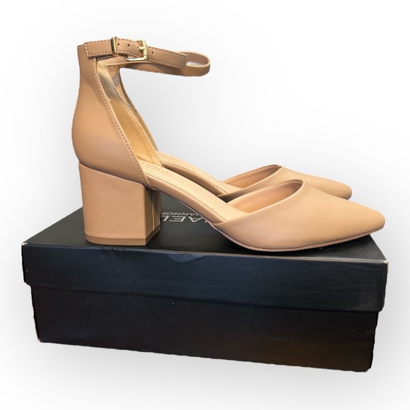 Michael Shannon Caily Block Pointed Toe Heels Women's Size 10 Nude New‎ In Box - Picture 1 of 8